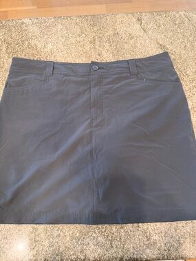Eddie Bauer Dark Gray Skort Size 14